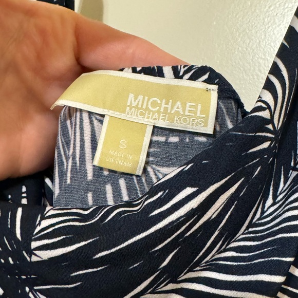 🆕MICHAEL MICHAEL KORS Ladies Navy Open Back Unlined Chain-link Strap Midi
Dress - Picture 10 of 14